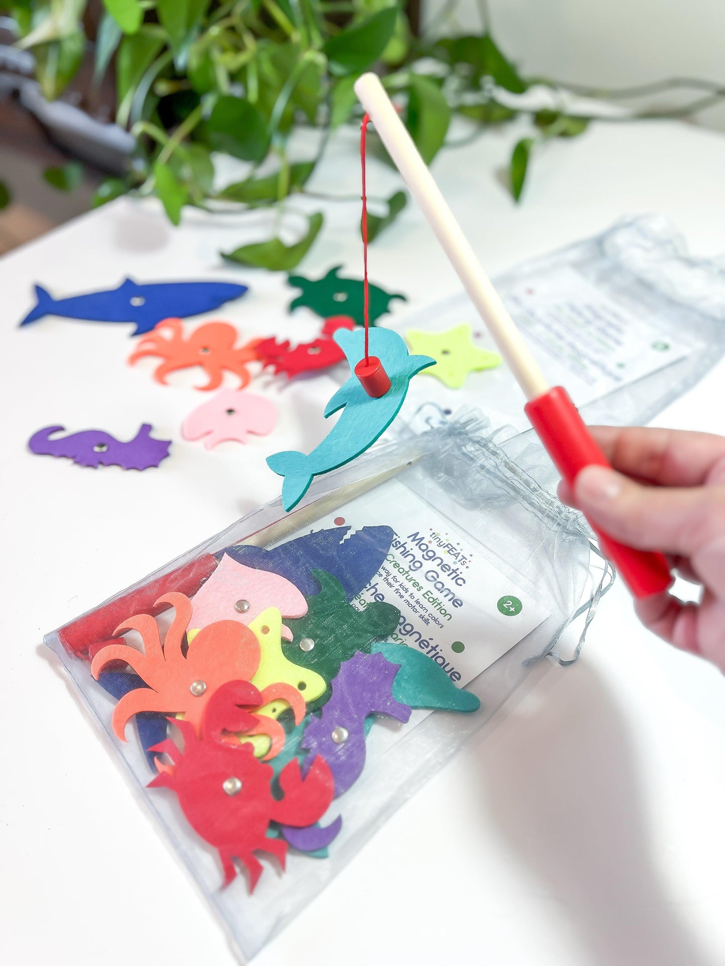 Magnetic toy fishing games