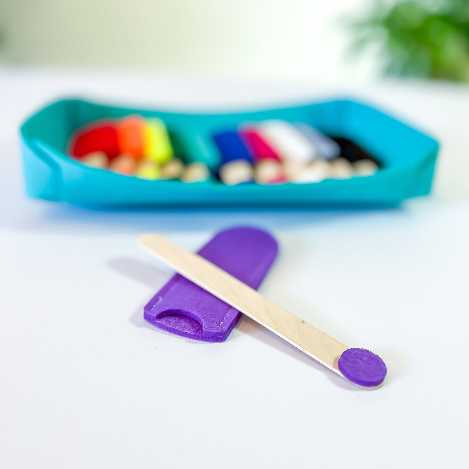 Color matching game for toddlers with felt popsicles