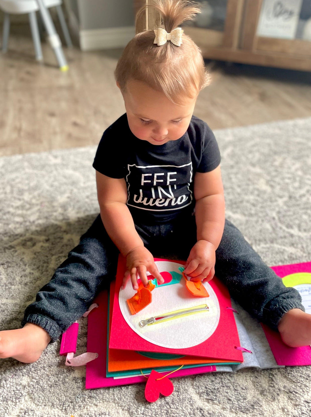 Fine Motor Skills Quiet Book – tinyfeats