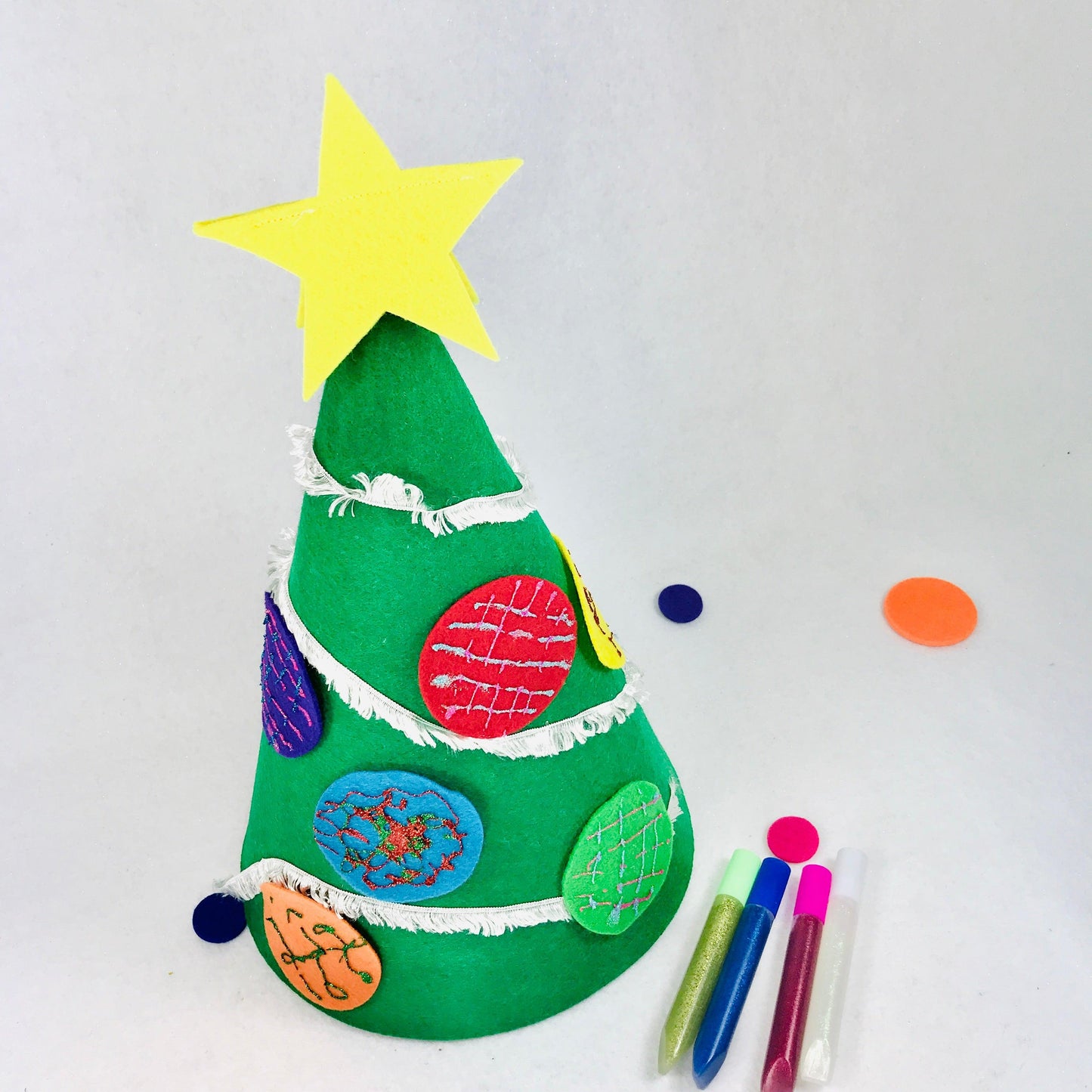 Felt Christmas Tree for Toddlers - tinyfeats